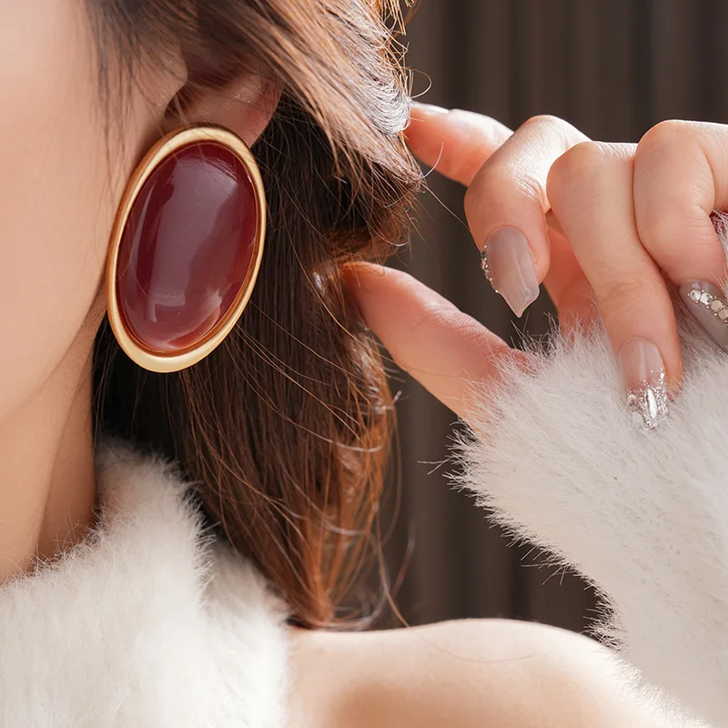 Vintage Red Resin Women's Earrings Stud Earrings Luxury large Geometric Oval earrings Party Wedding Ear Jewelry Wholesale - Image 3